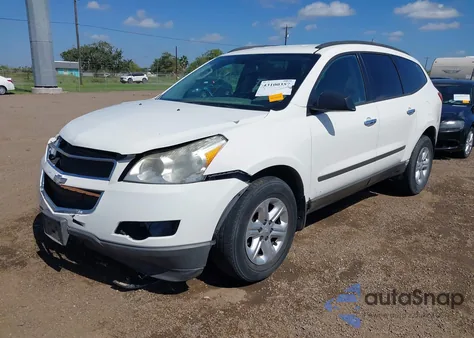 2012 Chevrolet Traverse Ls z USA, uszkodzony, nr VIN 1GNKRFED9CJ175351